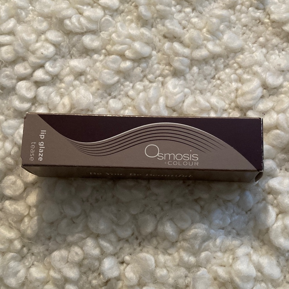 Osmosis Lip Glaze NWT “Tease”